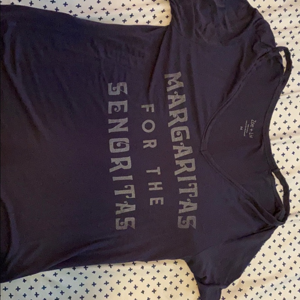 Tee